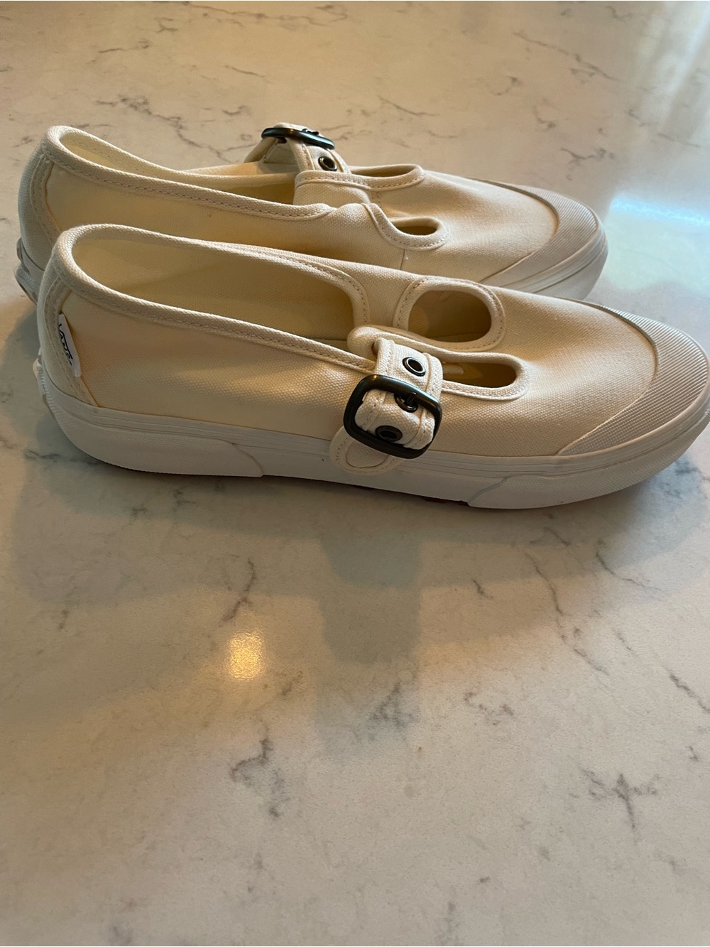 Brand New Vans Cream Canvas Mary Jane Platform Sneakers - Picture 5 of 5